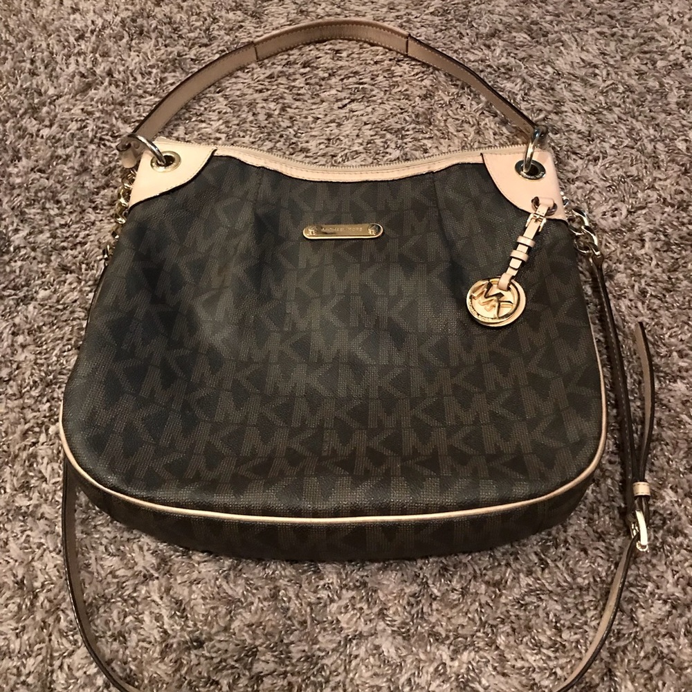 Michael Kors purse and matching wallet